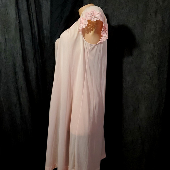 VTG SHADOWLINE Nightgown FEMININE PINK NYLON Sissy Coquette Eyelet Lace SMALL - Picture 7 of 10